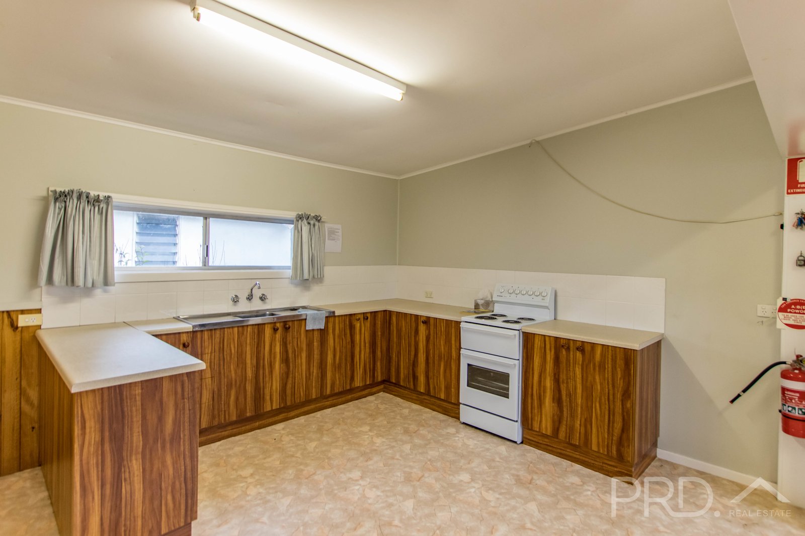 140A Simpson Street TUMUT 3