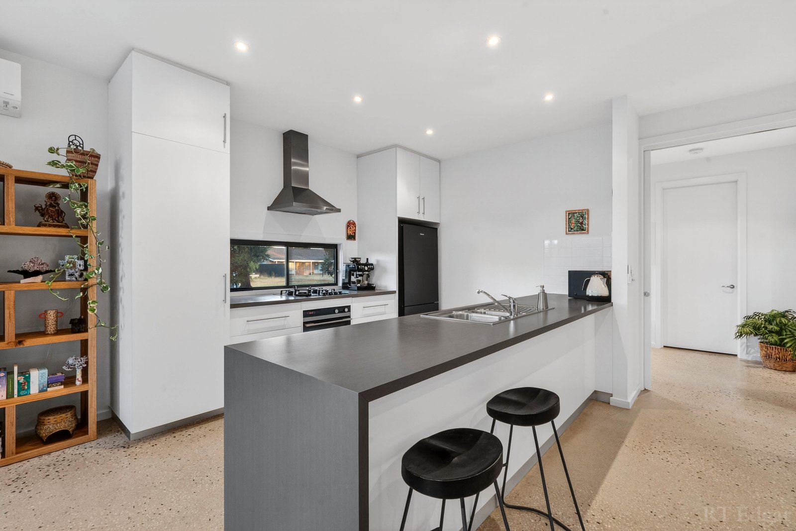 Real Estate and Property in 1/40A Simson Street, Portarlington, VIC