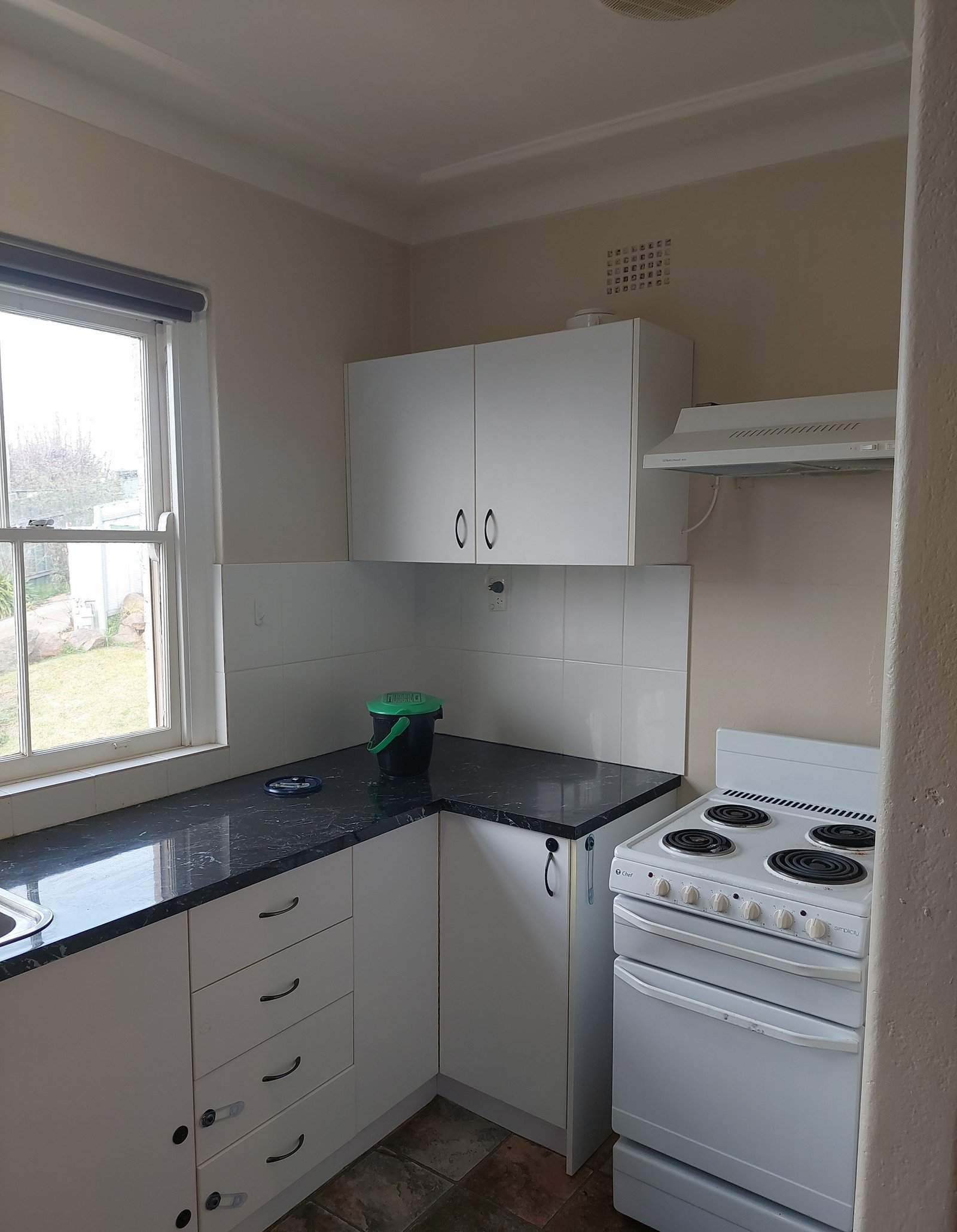 1/40B Clarke Street TUMUT 3