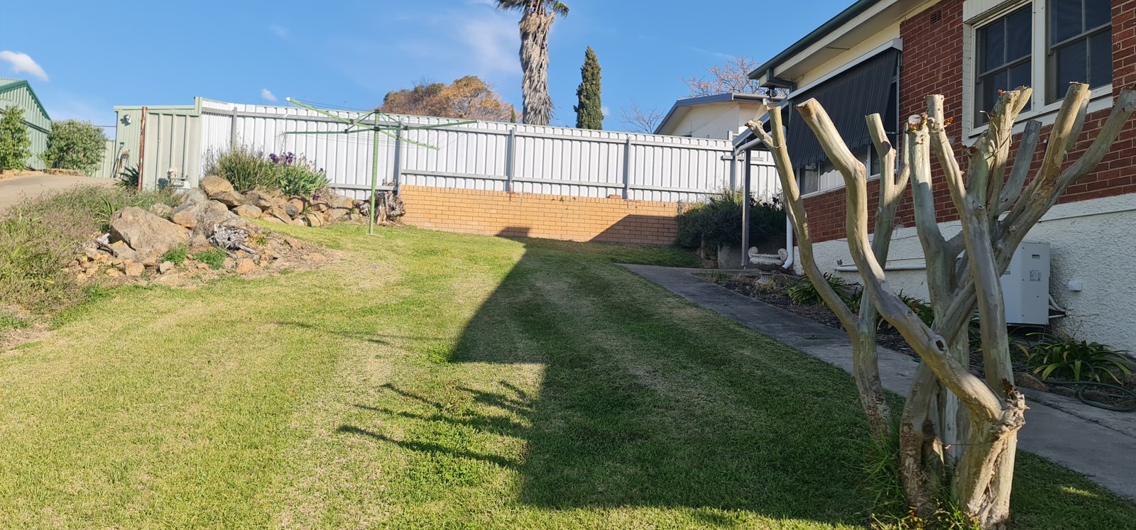 1/40B Clarke Street TUMUT 8