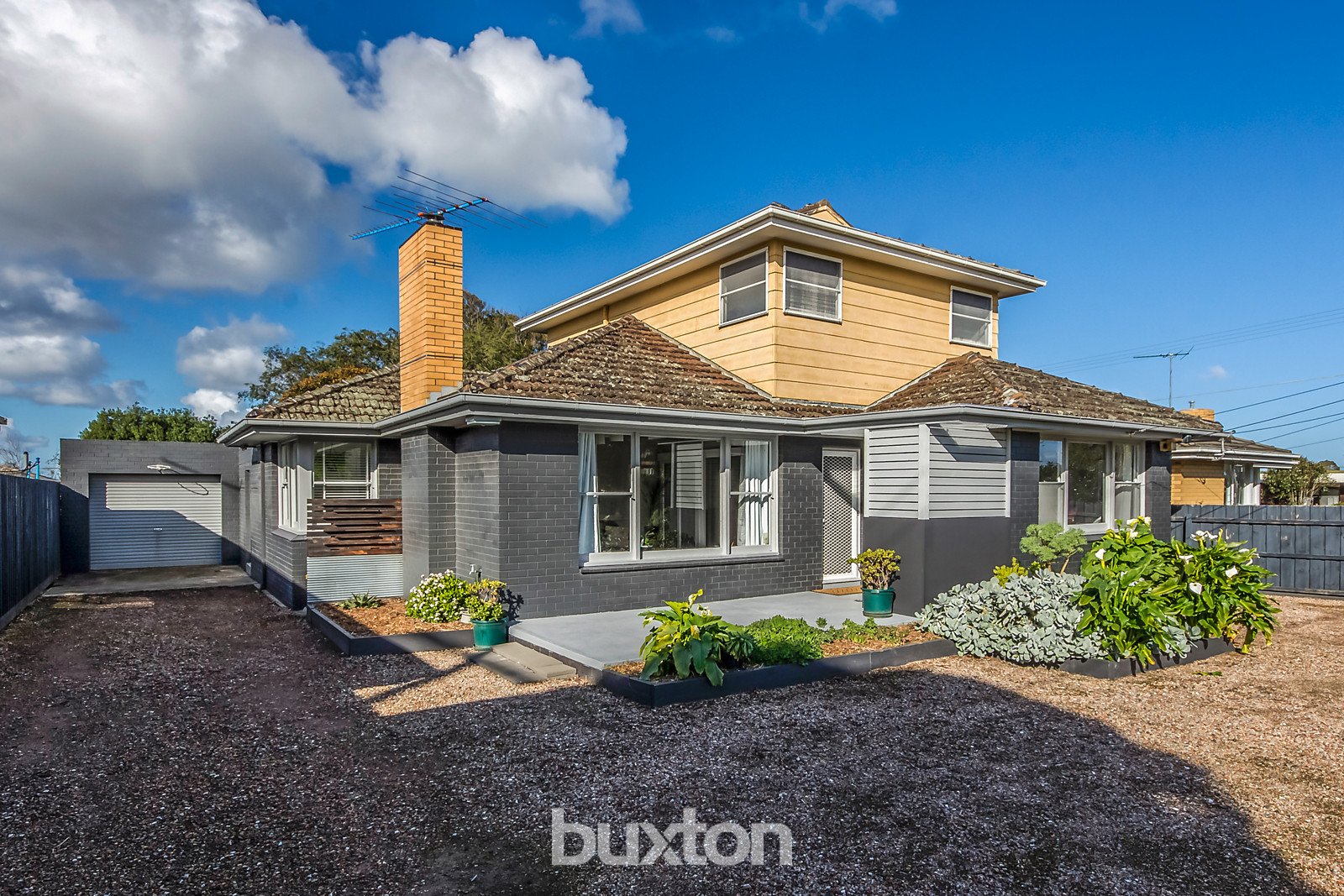 Gallery: 141 Burdoo Drive