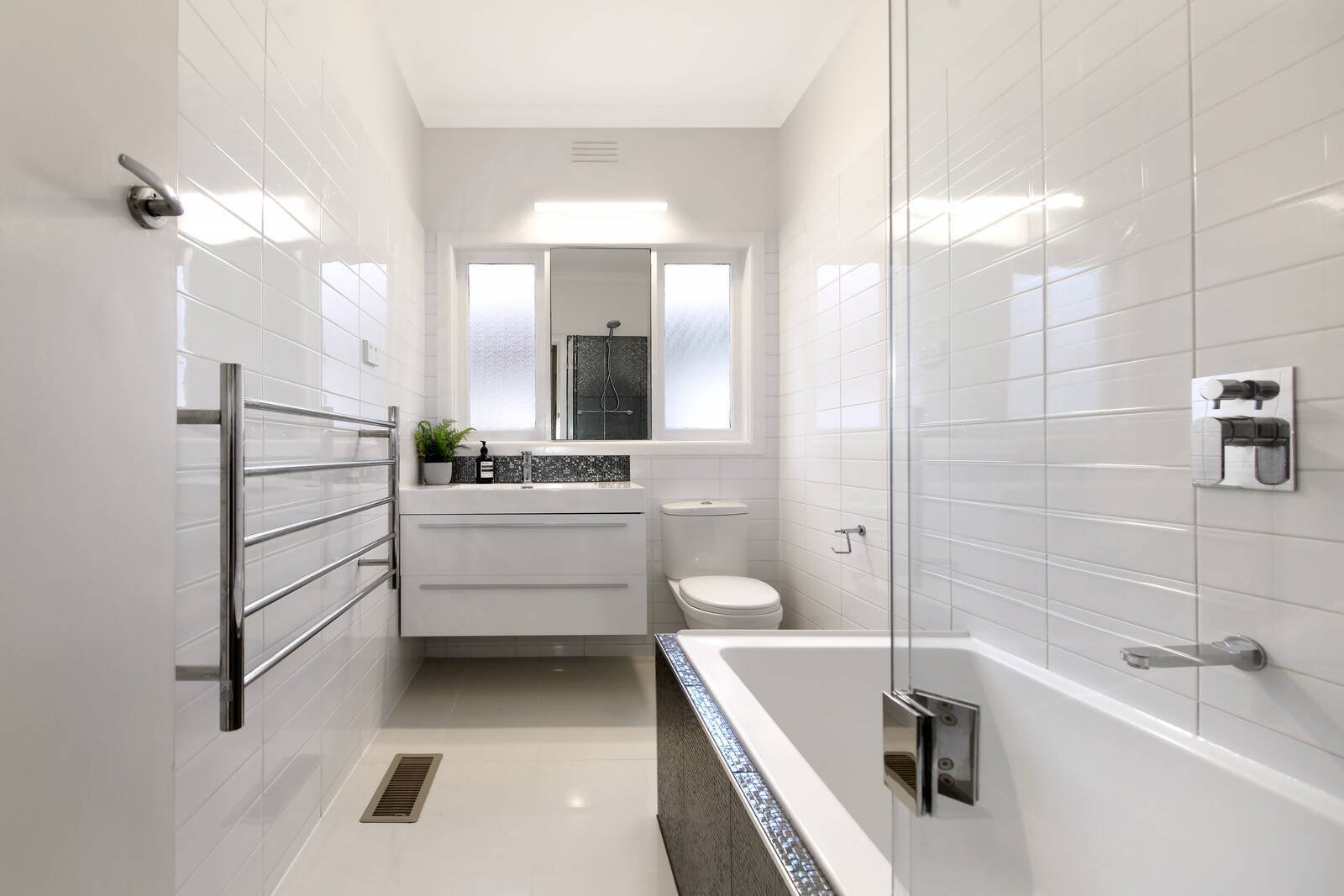 Gallery: 1/41 Deakin Street