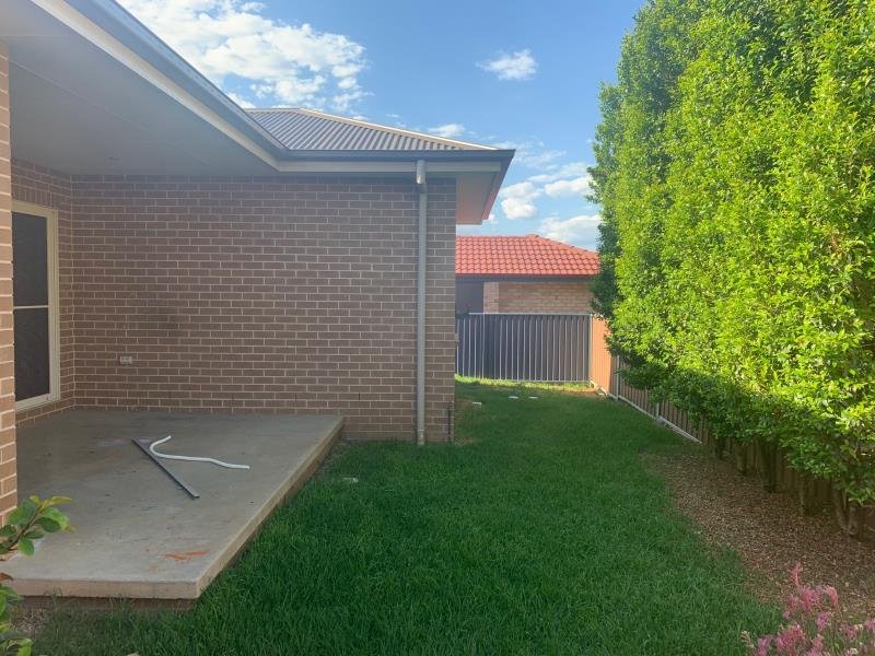 1/41 Morilla Street TAMWORTH 8