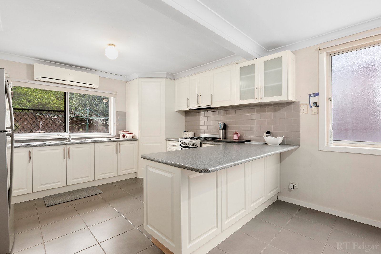 Real Estate and Property in 141 Peel Street, Kew, VIC