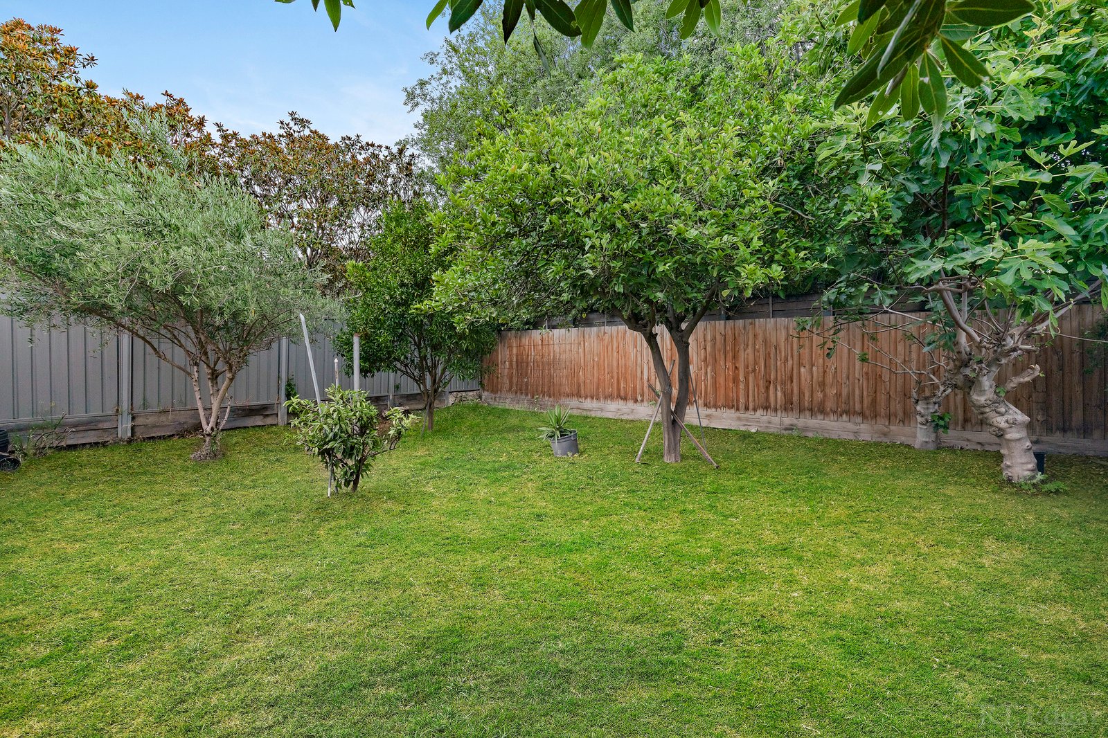 Real Estate and Property in 141 Peel Street, Kew, VIC