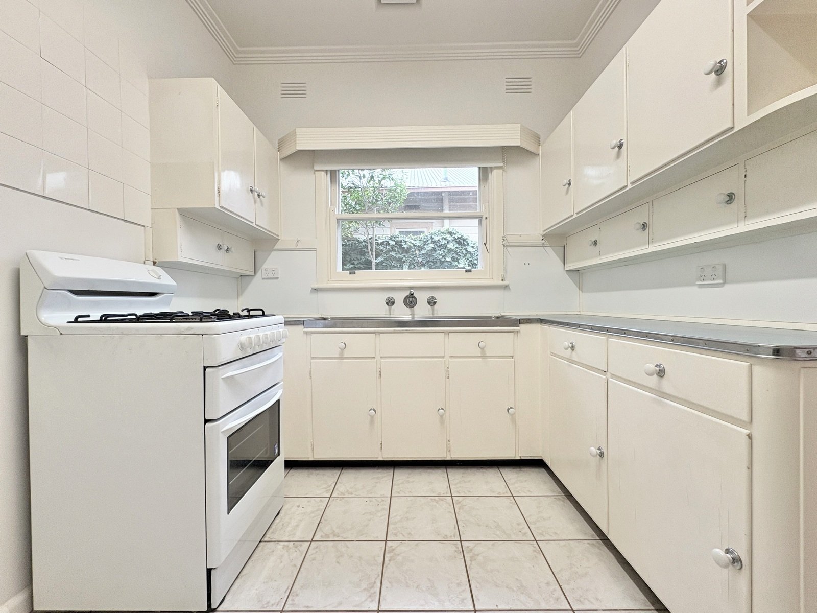 Gallery: 141 Roslyn Road