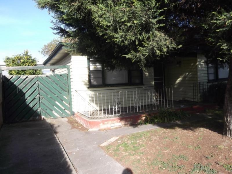 Photos: 141 The Avenue