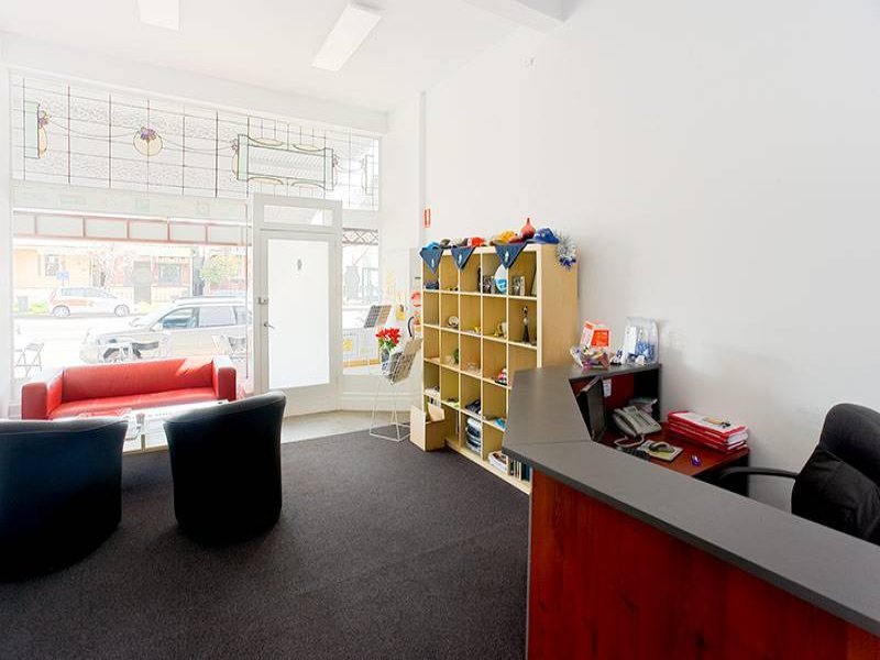 Gallery: 141 Victoria Avenue