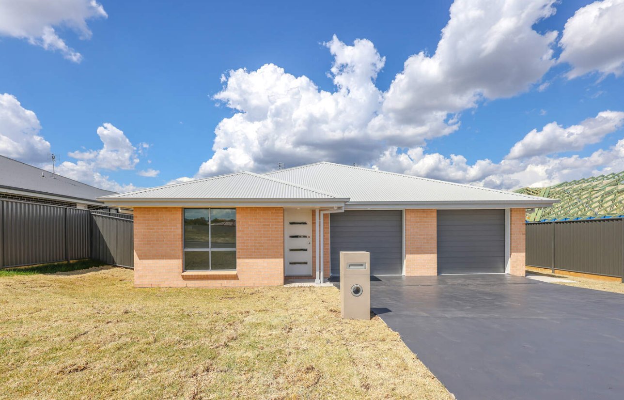 1/41 Wattle Street KOOTINGAL 1