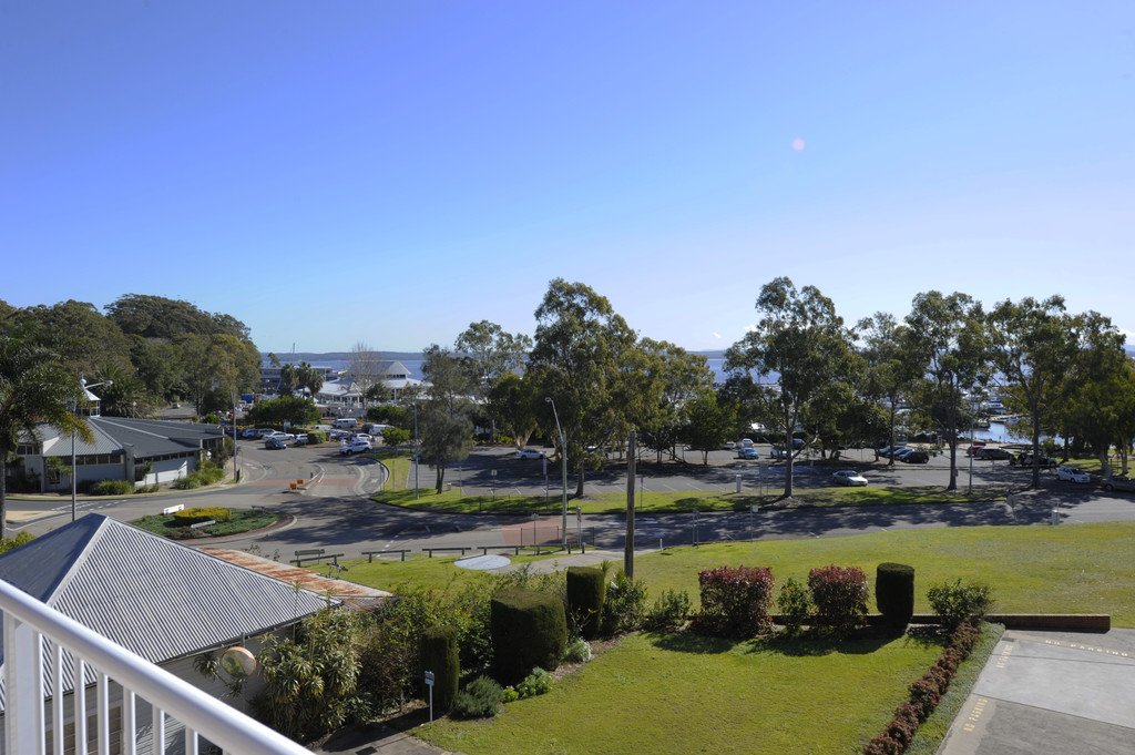 14/104 Magnus Street NELSON BAY 2