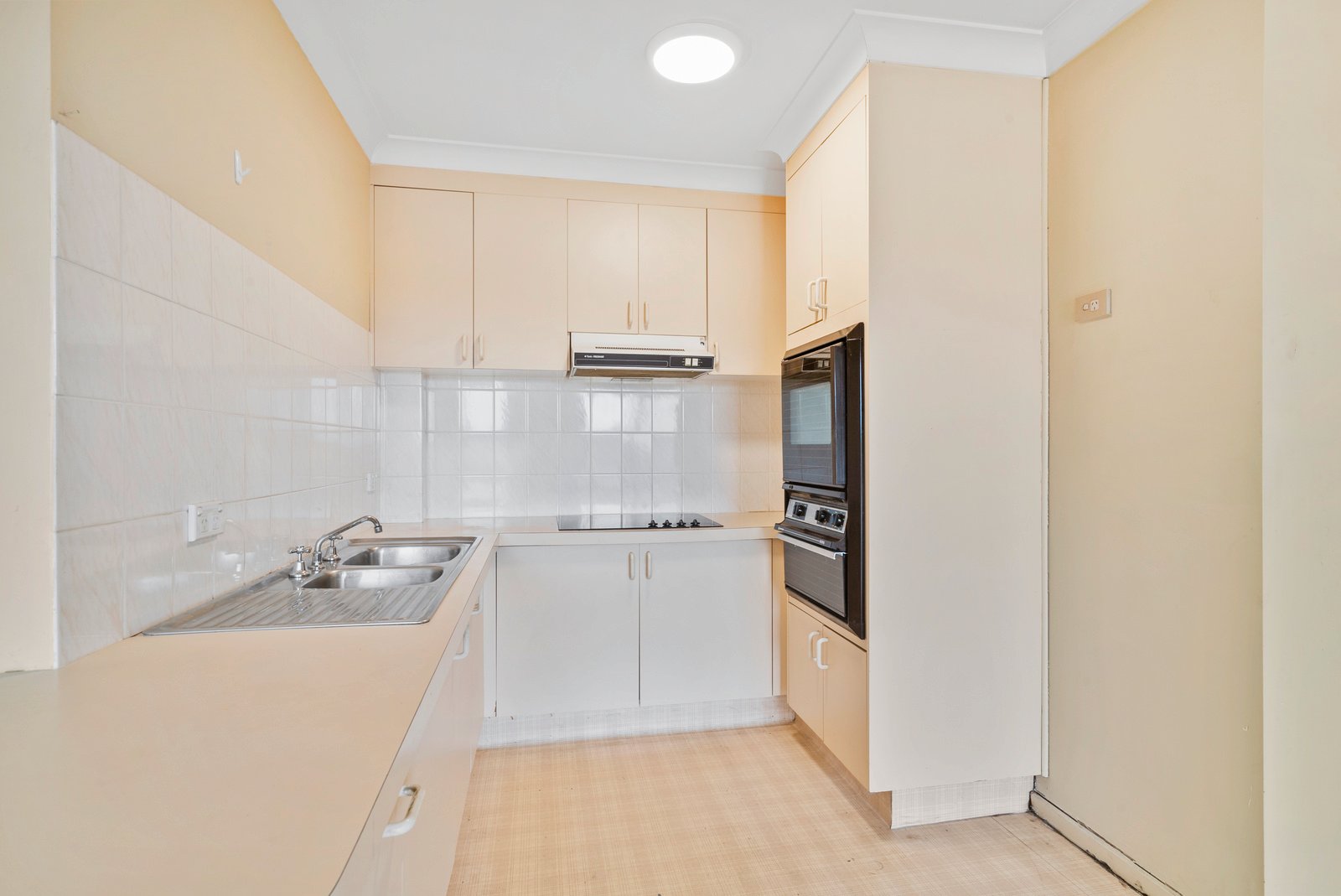 14/106 Kennedy Drive TWEED HEADS WEST 5