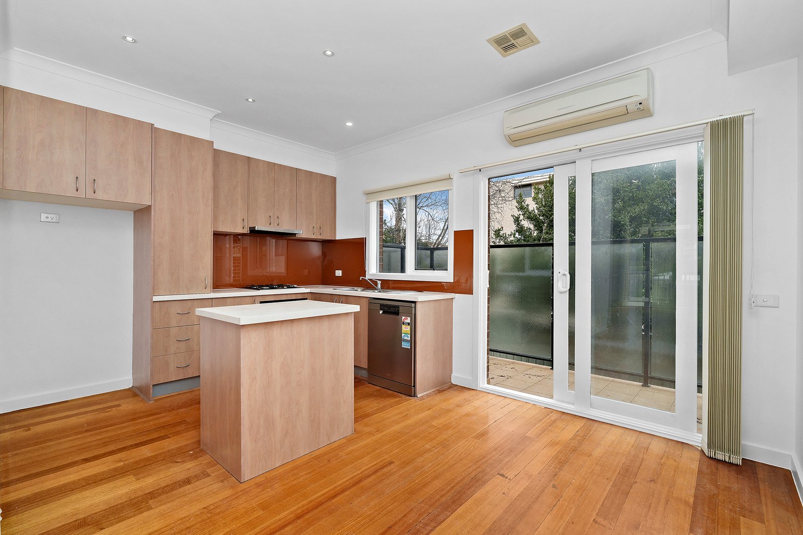 Real Estate and Property in 14/1084 Whitehorse Road, Box Hill, VIC