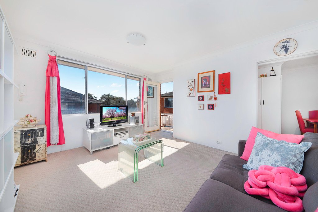 14/11 Unsted Crescent HILLSDALE 1