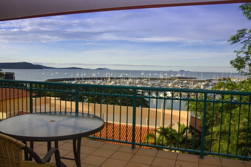 14/115 Shingley Drive AIRLIE BEACH 1