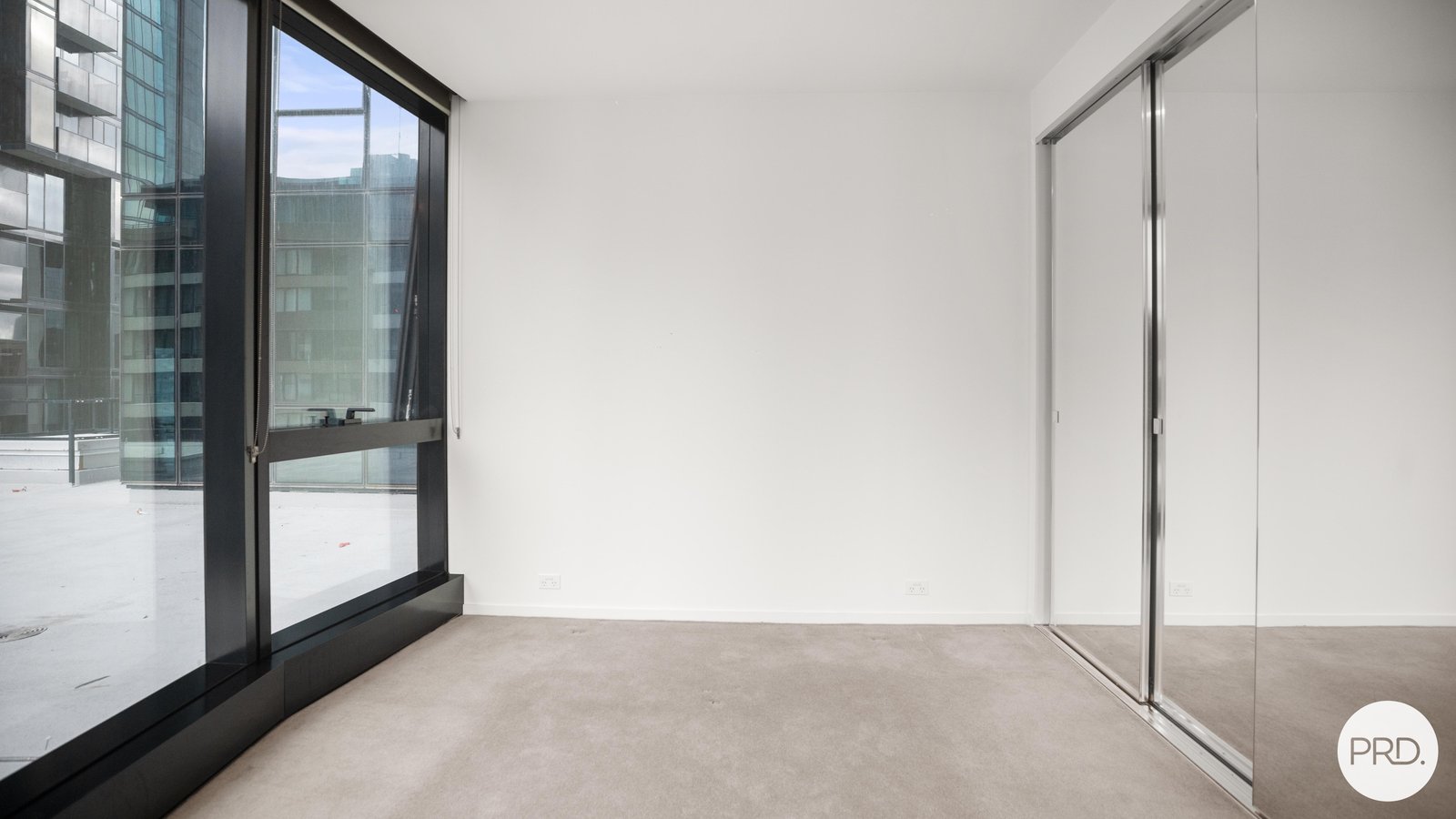 1412/70 Southbank Boulevard SOUTHBANK 8