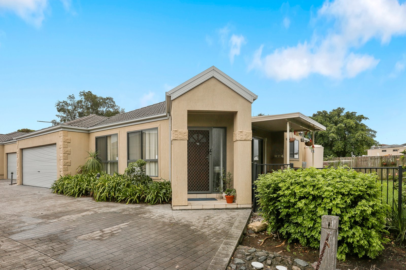 14/134 Kanahooka Road KANAHOOKA 1