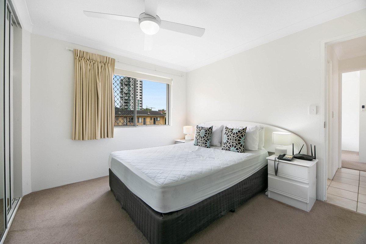 14/136 The Esplanade Burleigh Heads 7