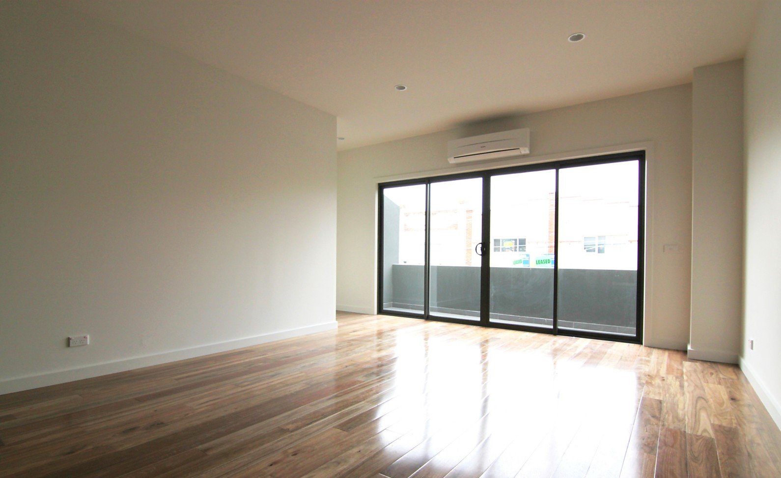 Gallery: 1/413A Waverley Road