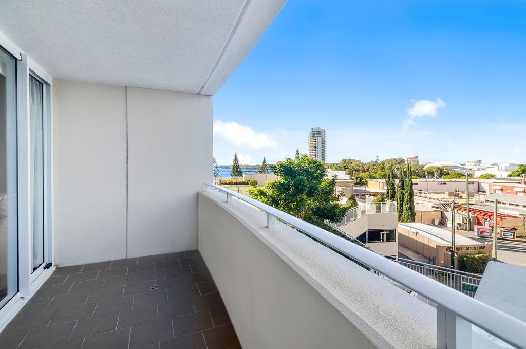 141/4 Stuart Street TWEED HEADS 2