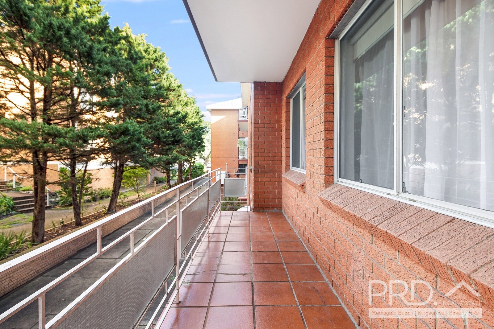 14/146-148 Chuter Avenue SANS SOUCI 6