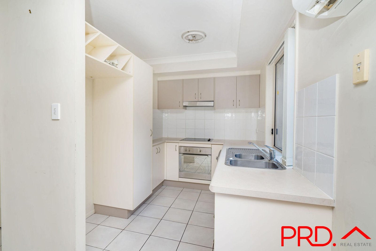 14/147 Fryar Road EAGLEBY 3