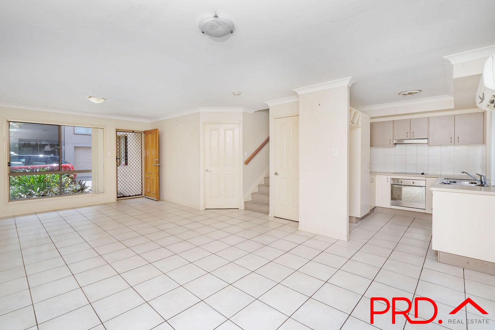 14/147 Fryar Road EAGLEBY 4