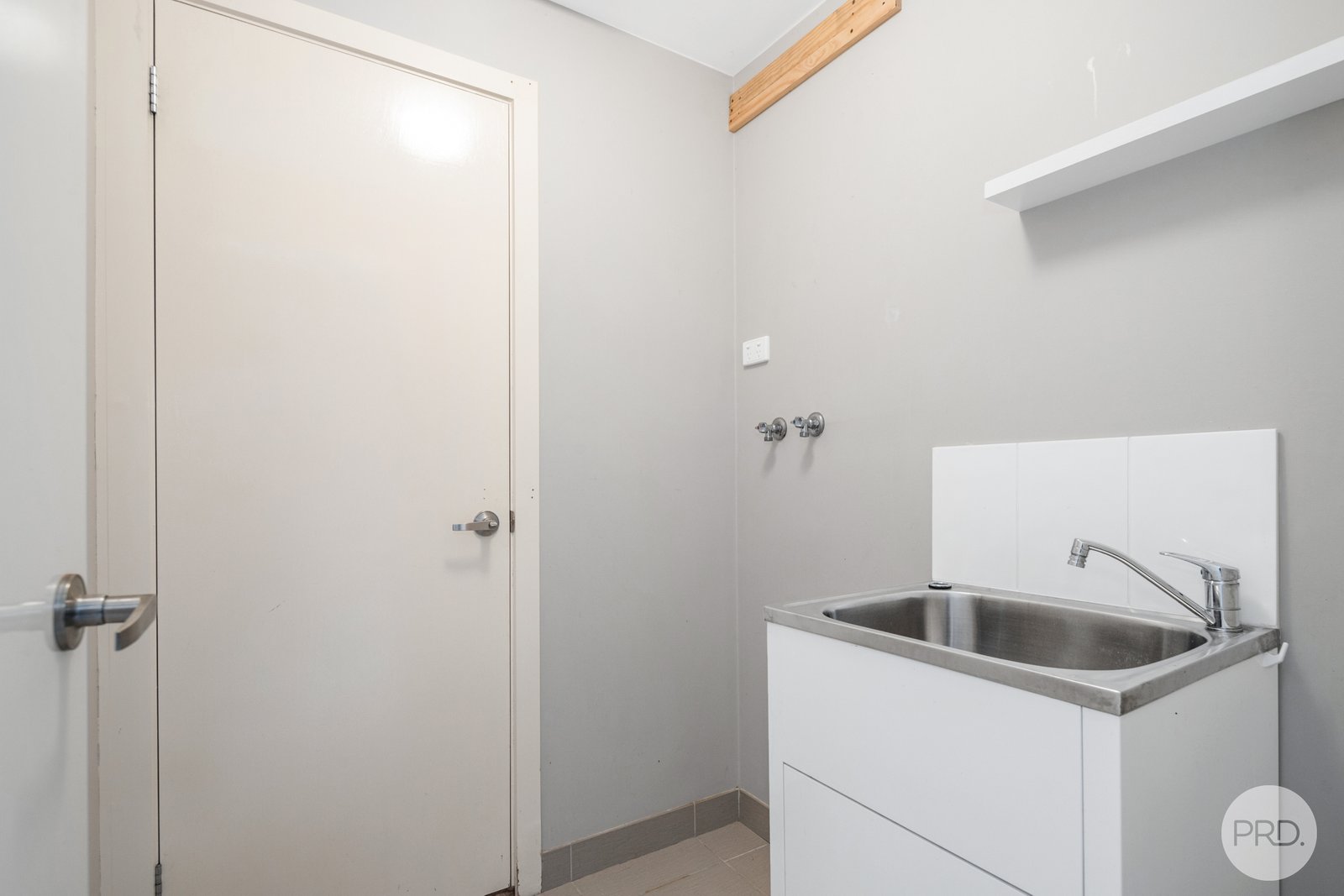 1/414A Nicholson Street BLACK HILL 9