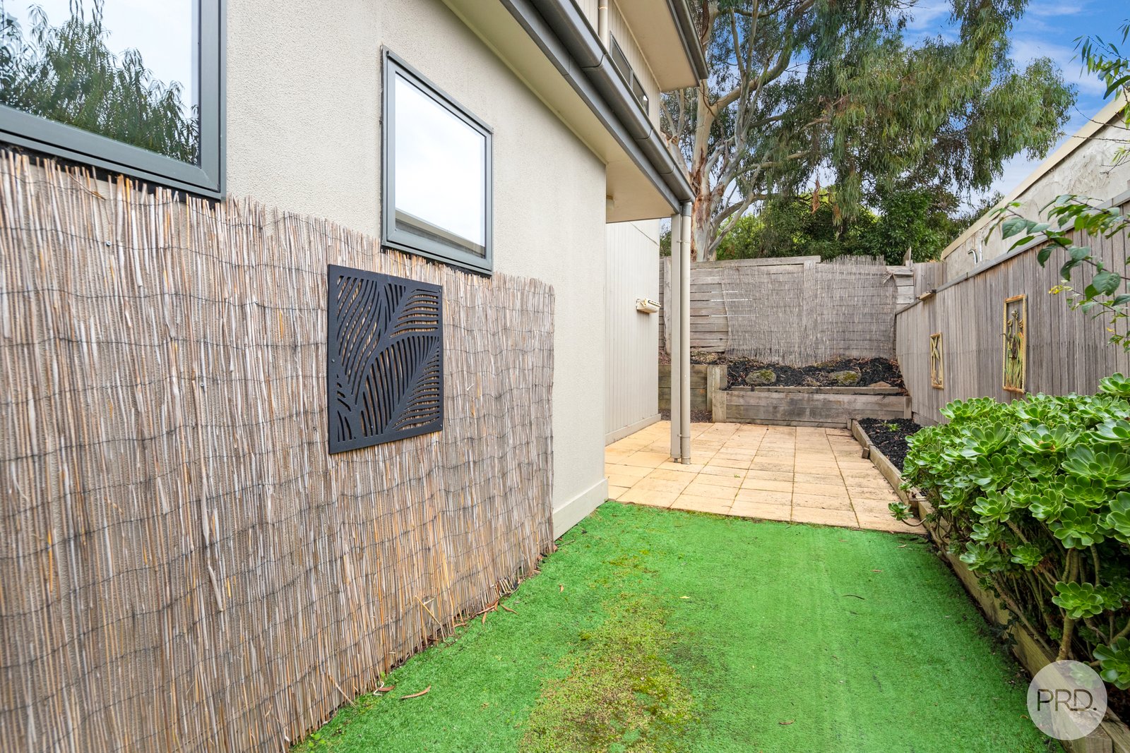 1/414A Nicholson Street BLACK HILL 16