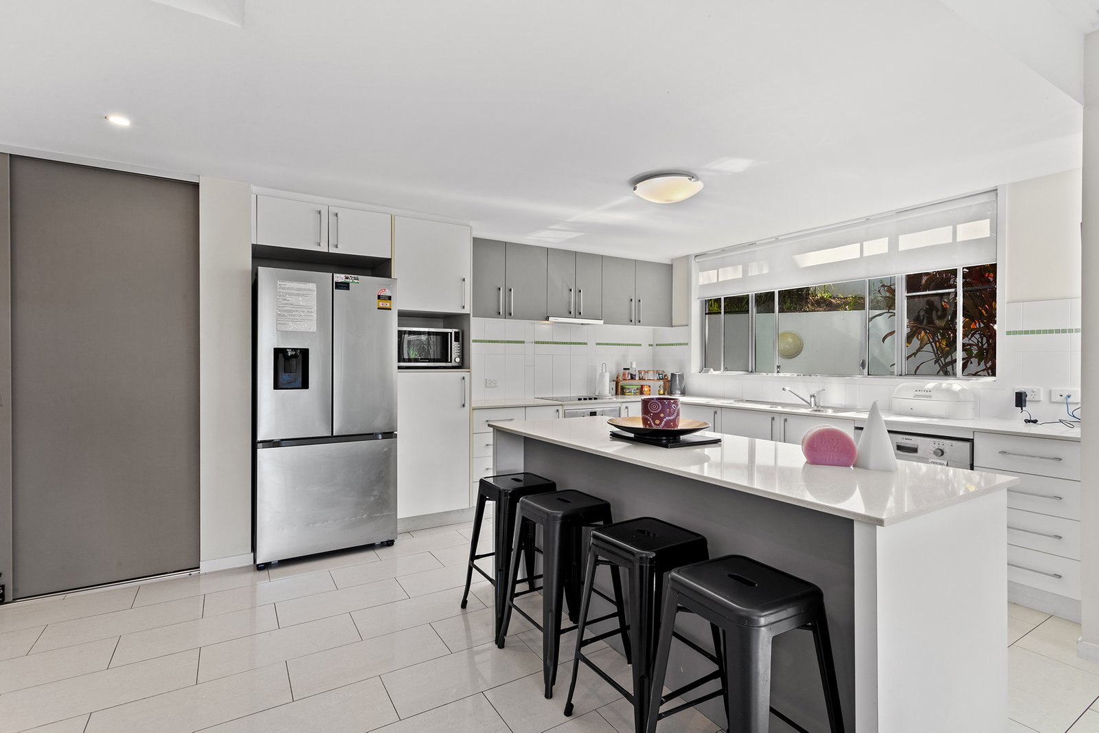 14/15 Flame Tree Court AIRLIE BEACH 7