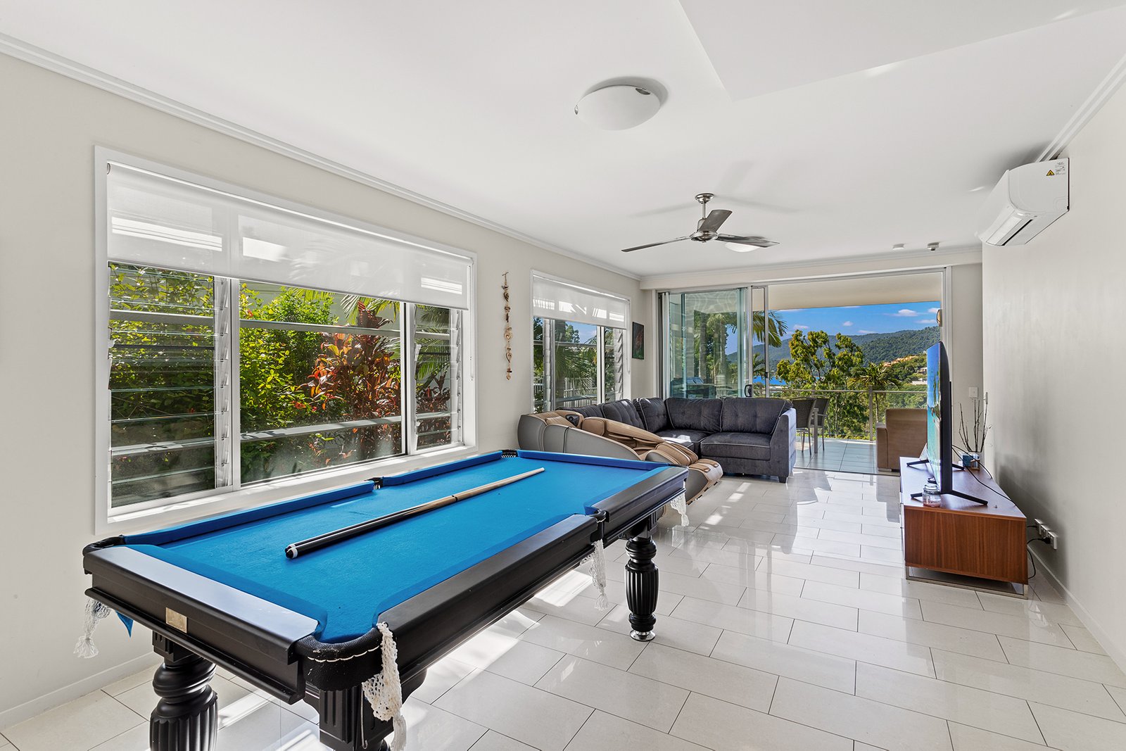 14/15 Flame Tree Court AIRLIE BEACH 9