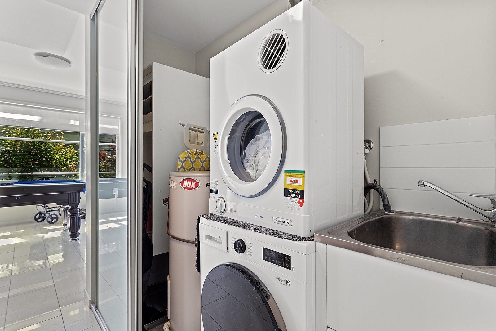 14/15 Flame Tree Court AIRLIE BEACH 16