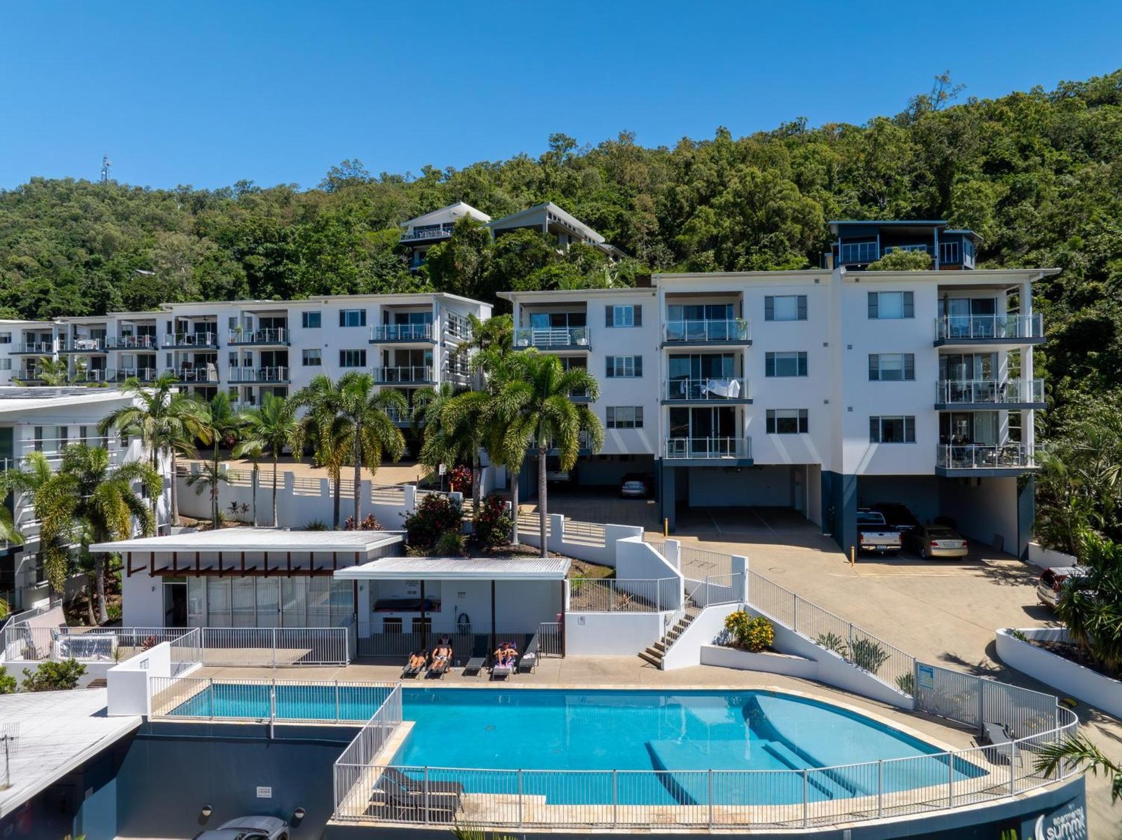 14/15 Flame Tree Court AIRLIE BEACH 17