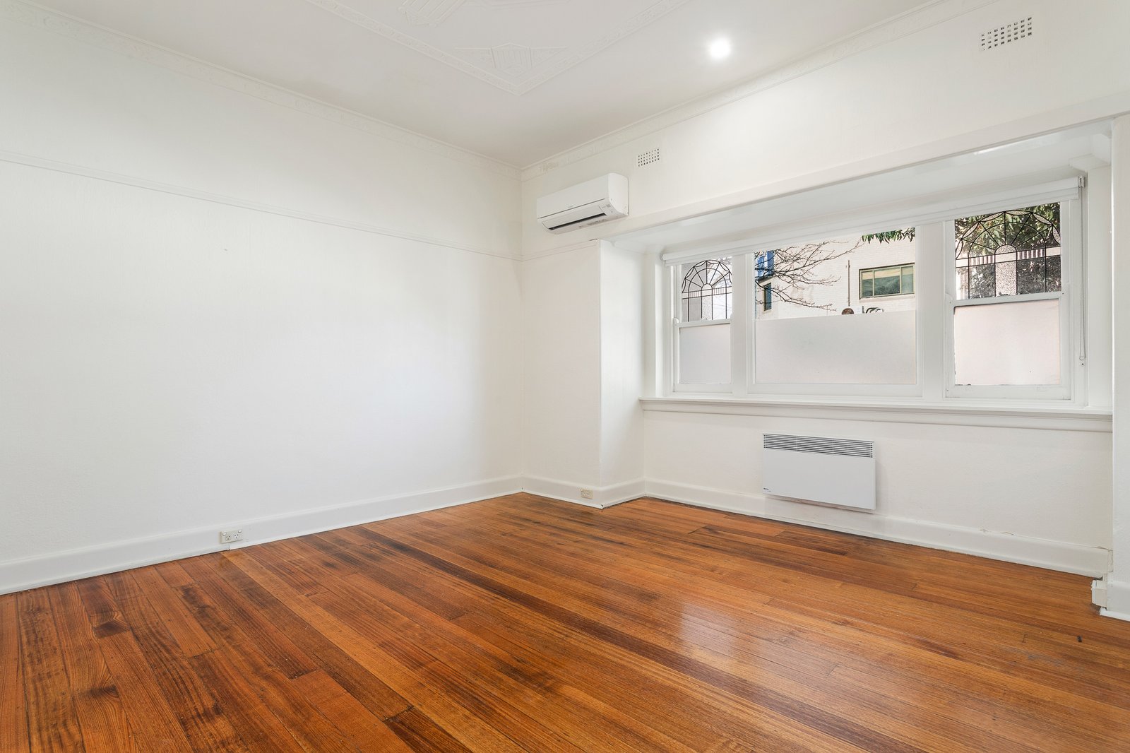 Gallery: 1/415 Hampton Street