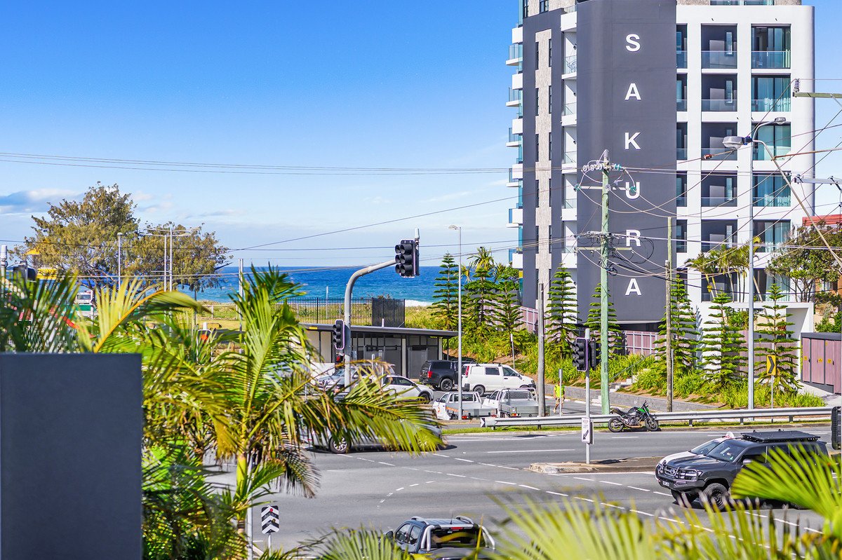 14/1500 Gold Coast Highway Palm Beach 3