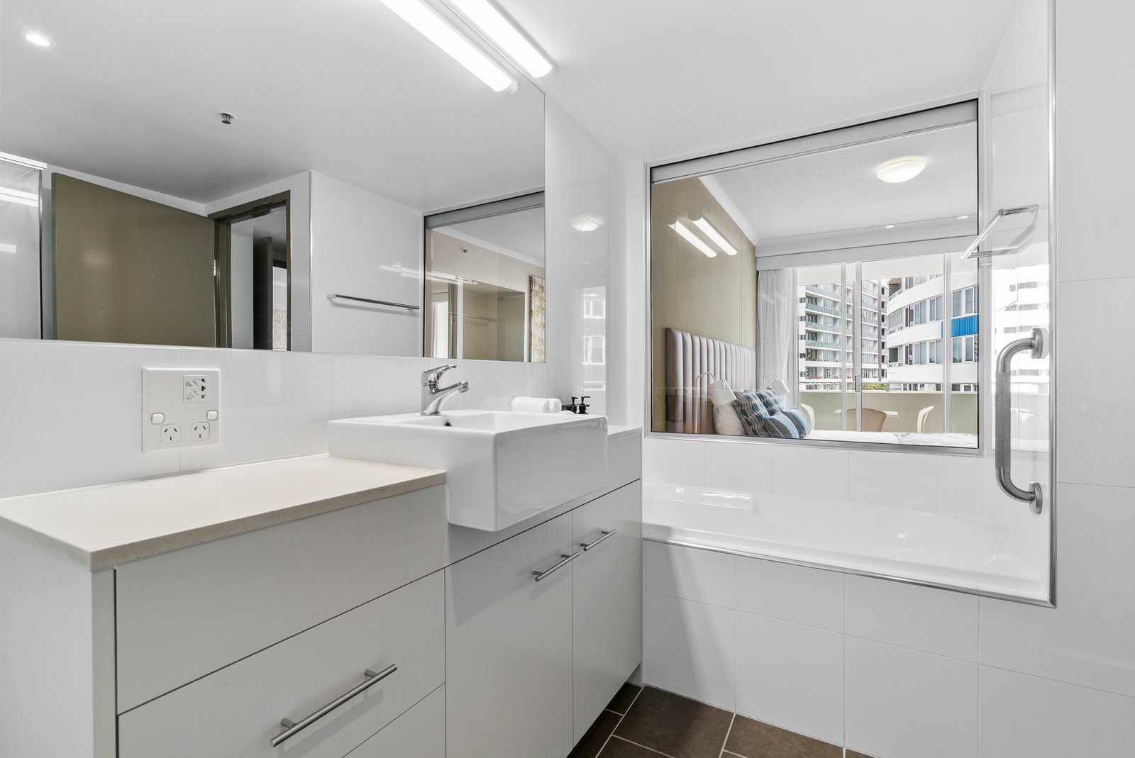 141/6-8 Stuart Street TWEED HEADS 8