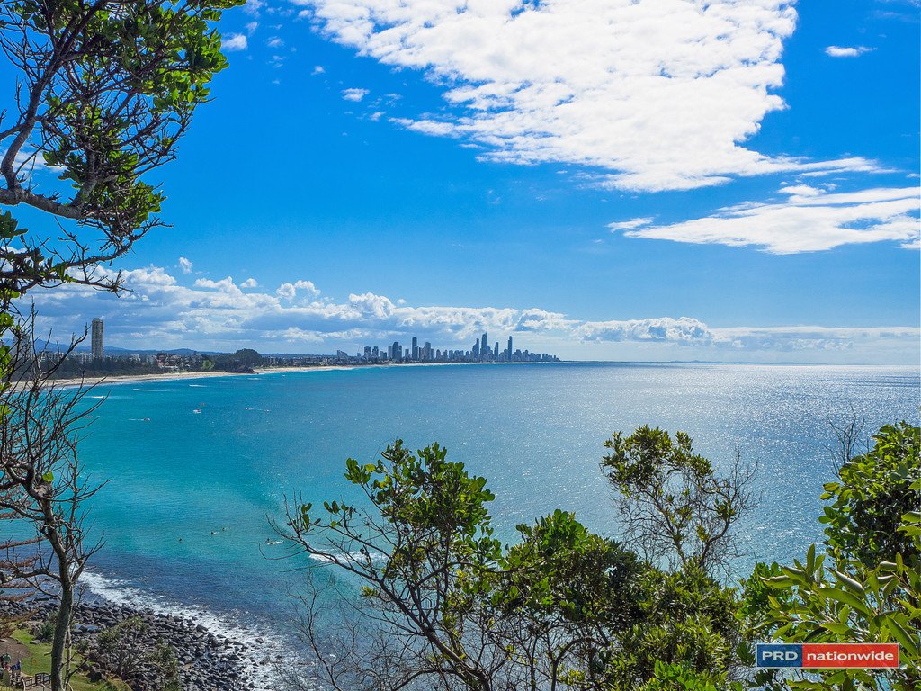 14/16 The Esplanade BURLEIGH HEADS 7