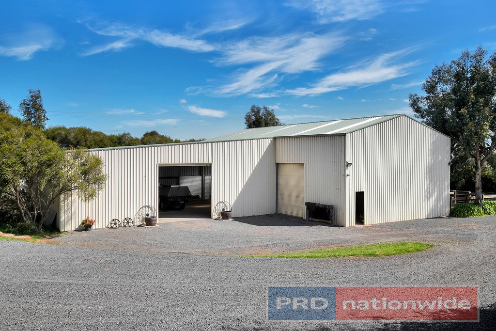 1417 Ercildoun Road BURRUMBEET 15