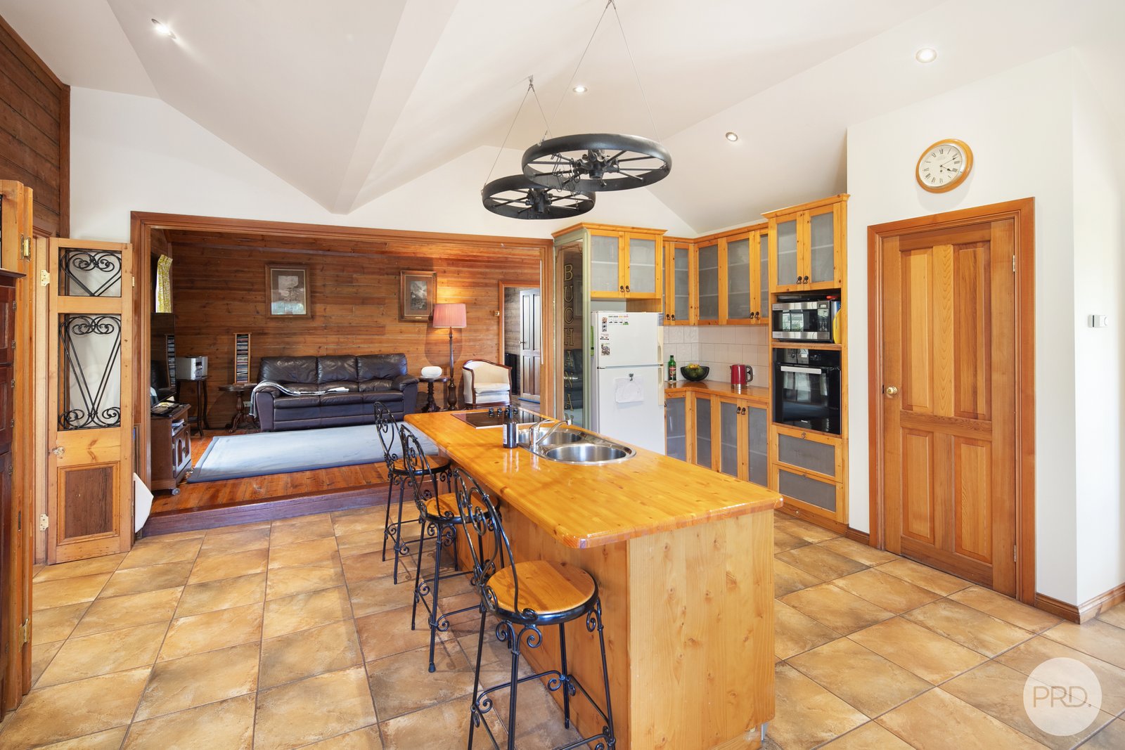 1417 Ercildoun Road WEATHERBOARD 4