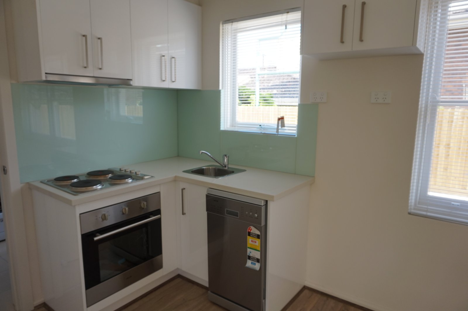 Gallery: 14/18 Cochrane Street