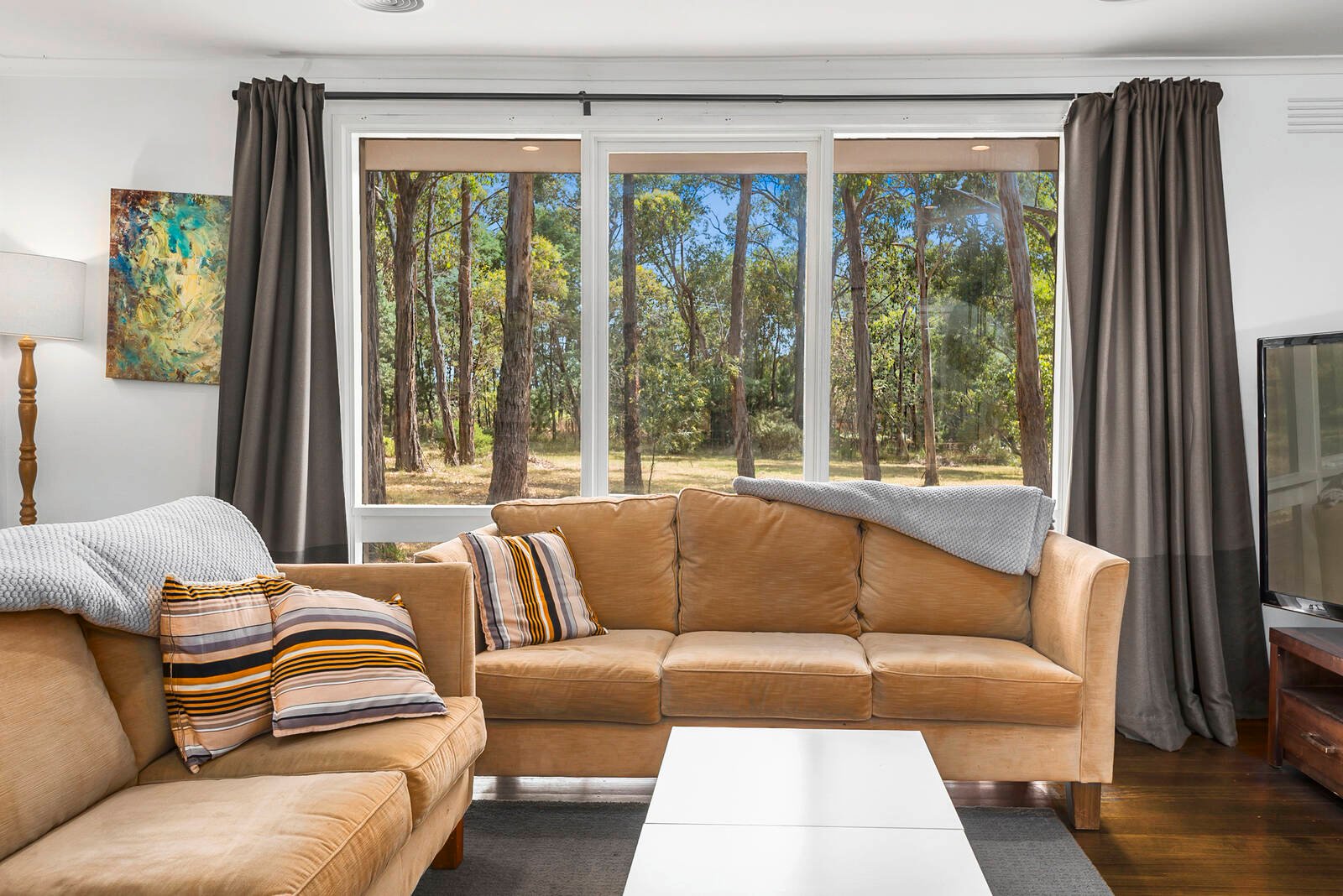 Real Estate and Property in 1418 Romsey Road, Romsey, VIC