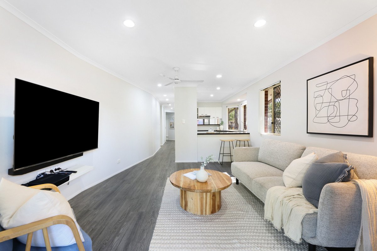 14/18 Tallebudgera Creek Road BURLEIGH HEADS 7
