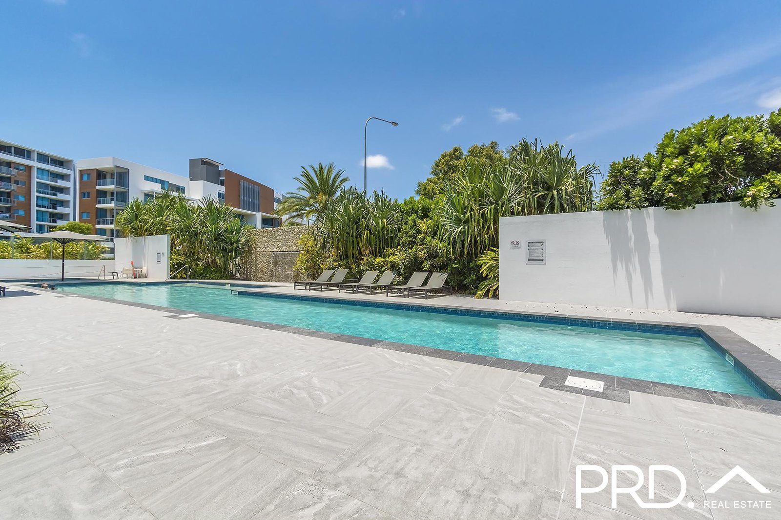 1418/397 Christine Avenue VARSITY LAKES 12