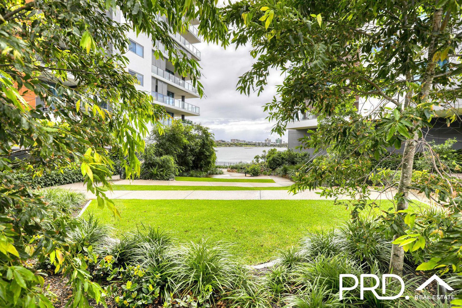 1418/397 Christine Avenue VARSITY LAKES 14