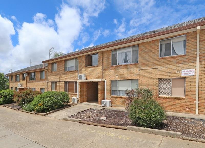 14/189 Lake Albert Road KOORINGAL 1