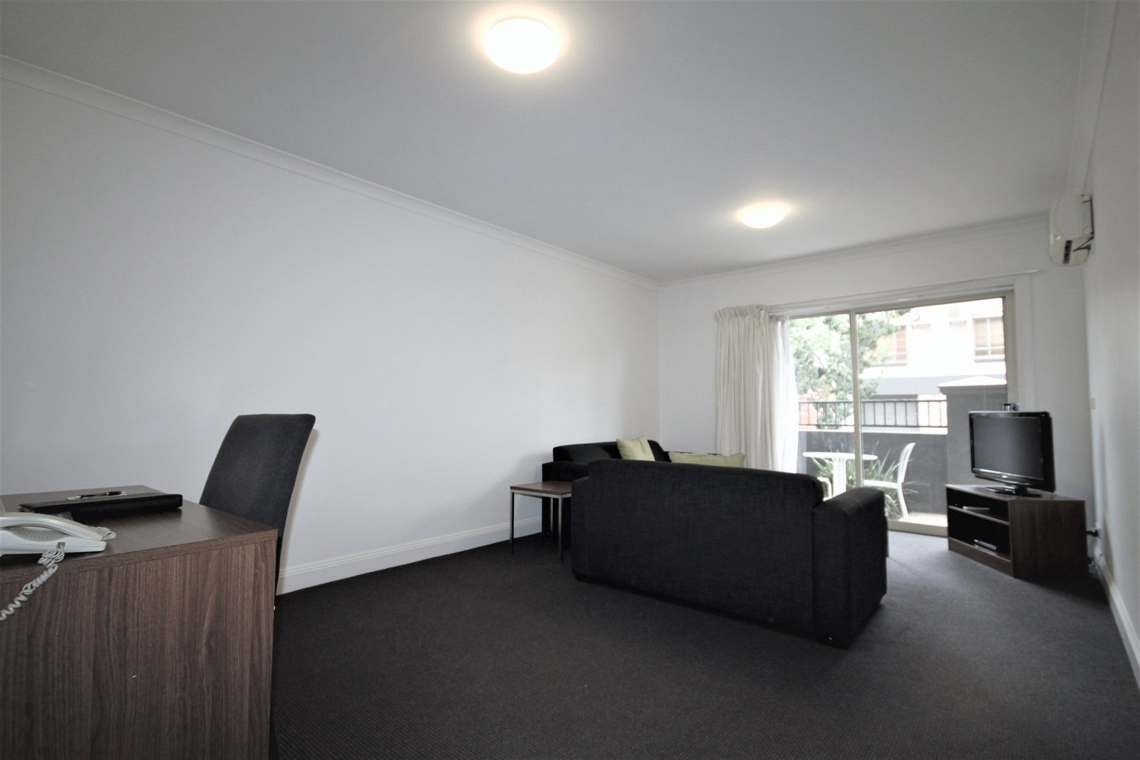 Gallery: 14/1A St Kilda Road