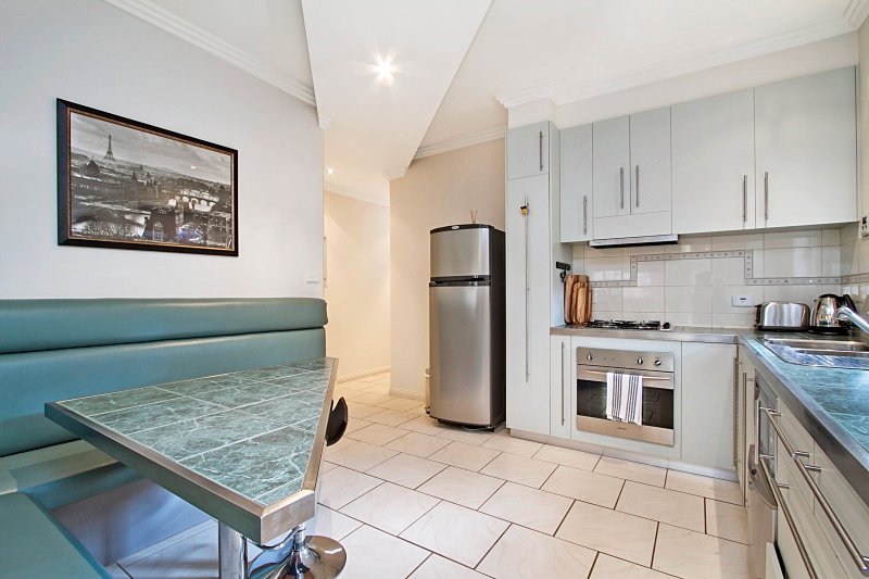 141a Thistle Street GOLDEN SQUARE 4