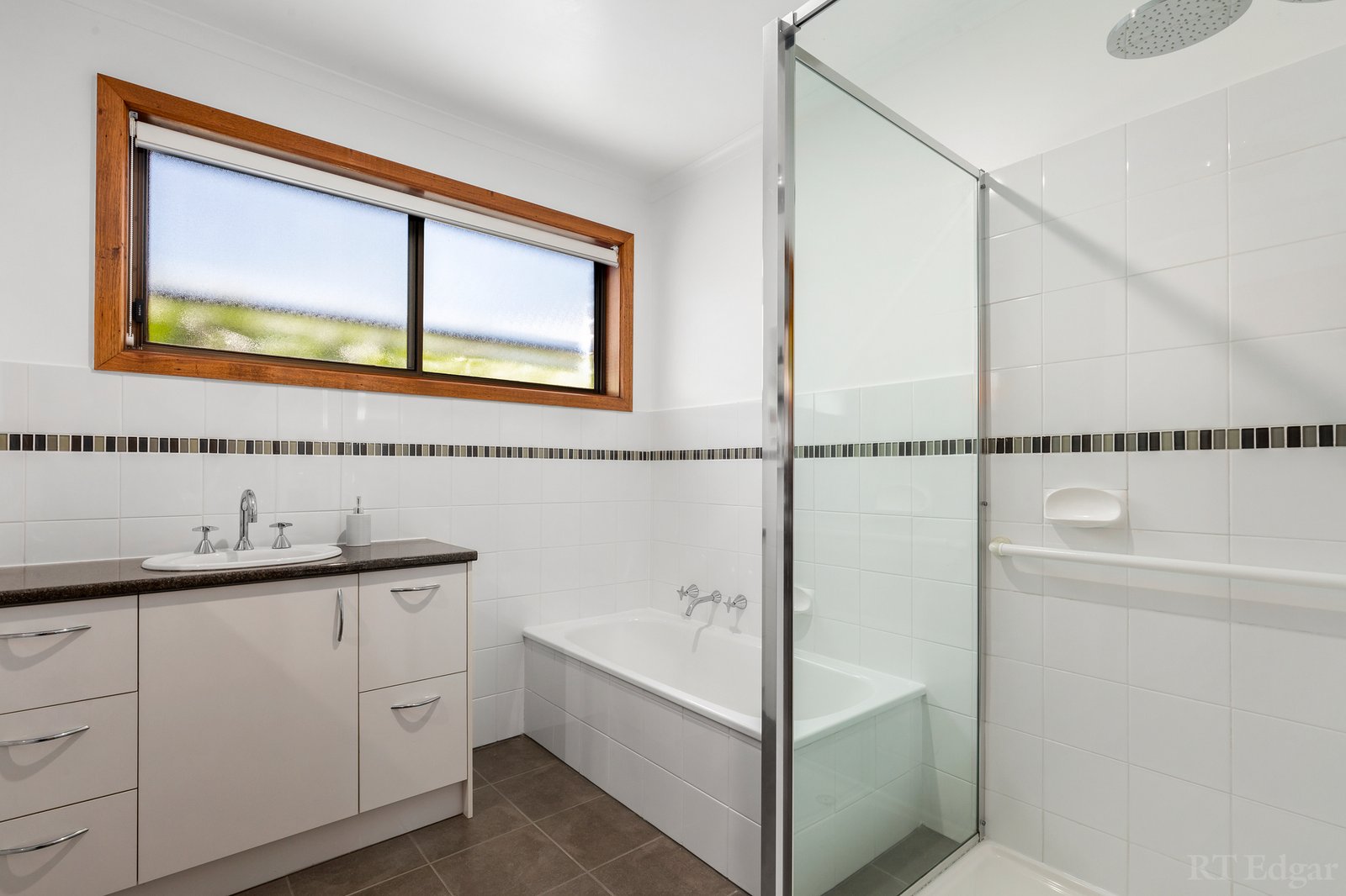 Real Estate and Property in 142 Asbury Street, Ocean Grove, VIC