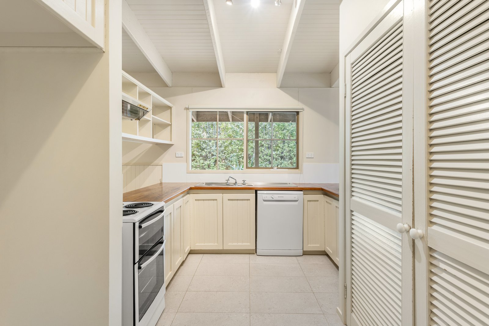 Gallery: 142 Balnarring Beach Road