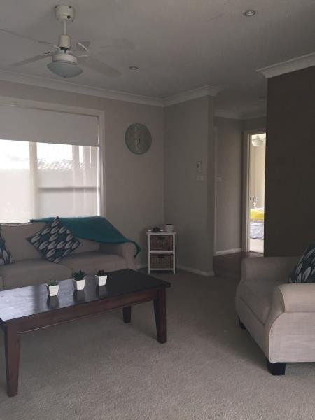 1/42 Bedervale Street BOURKELANDS 3