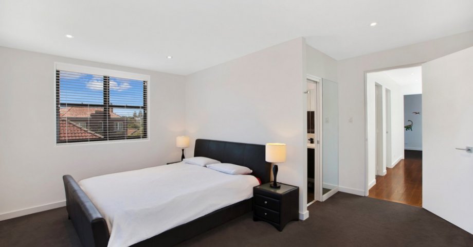142 Bundock Street COOGEE 6